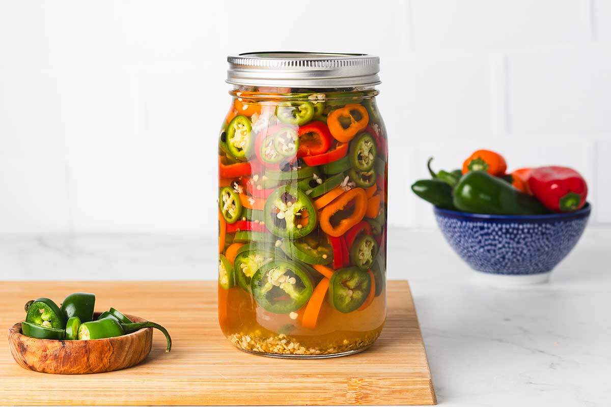 Master Quick Pickled Peppers: Customize Spice for Any Dish